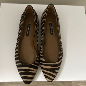 NWOT Margaux Pointe in Zebra